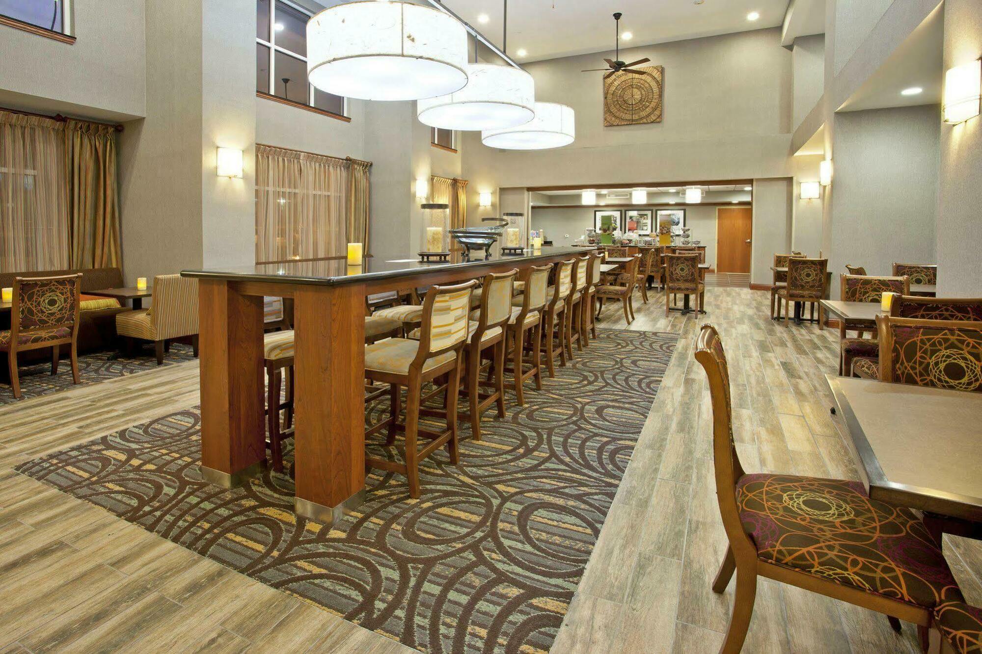 Hampton Inn & Suites Fort Worth-West-I-30 Екстериор снимка